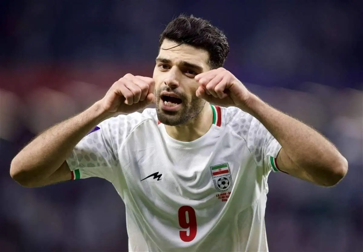 طارمی در جمع تیم منتخب+عکس