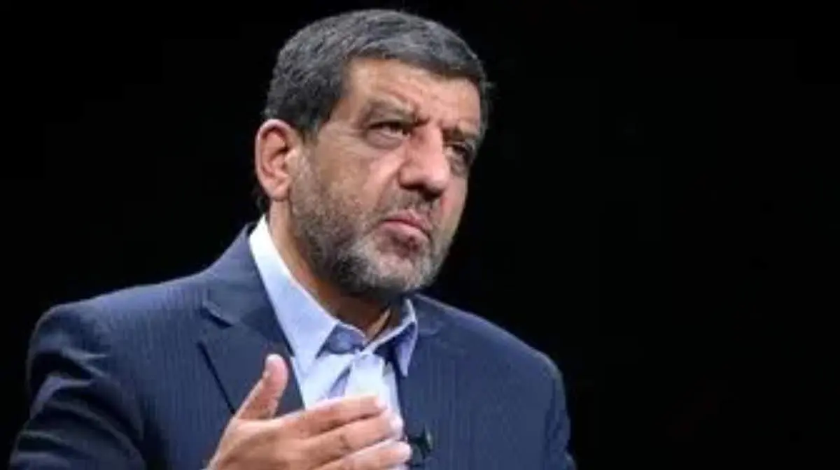 عکس زیرخاکی از ضرغامی، فریبرز عربنیا و سیامک اطلسی