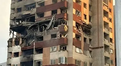 برای کمک به فرد زیر آوار مانده چه باید کرد؟ 