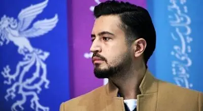 مهرداد صدیقیان به سوگ پدرش نشست