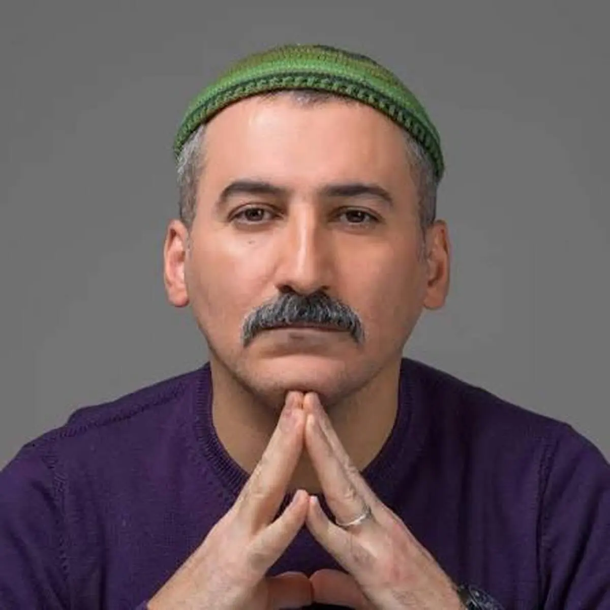 وحید آقاپور: هادی حجازی‌فر را به خاطر دیر رسیدن تنبیه کردم! + فیلم