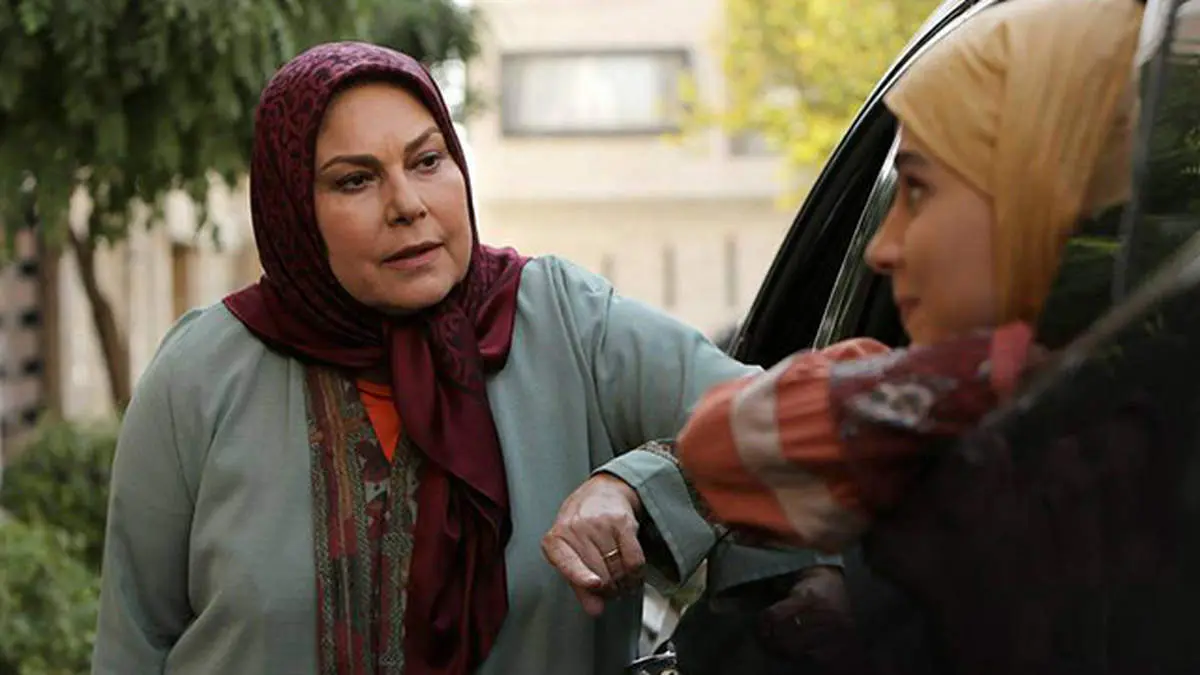 عکس مادر خوانده آرزو در سریال آنام؛مهرانه مهین ترابی در ۶۸ سالگی