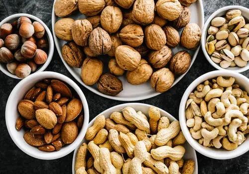 شوک قیمتی شب یلدا / آجیل با نرخ نجومی در بازار
