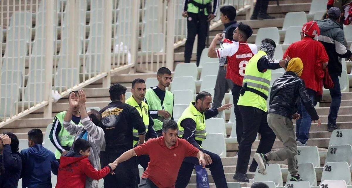حادثه ناخوشایند برای هوادار پرسپولیس در اصفهان؛ سر یک پرسپولیسی شکست