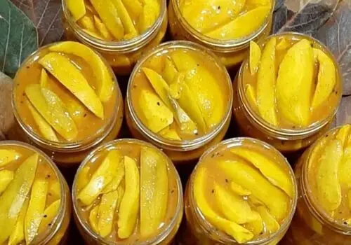 طرز تهیه ترشی پیاز و لبو؛ یک ترشی خوشرنگ و پاییزی