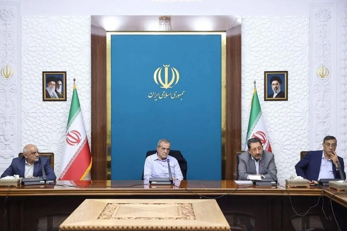 پزشکیان: همه بخش‌ها باید ضمن حمایت از تولید و صنعت پشتیبانی کنند