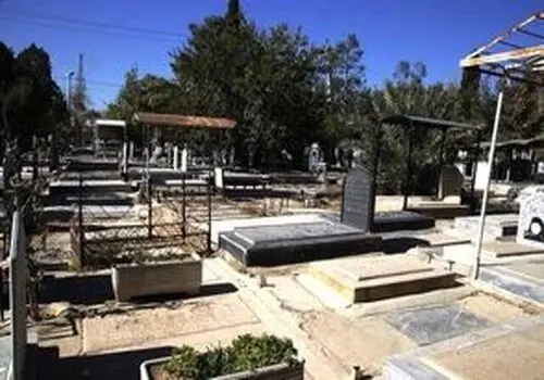 کشف سنگ‌قبر با نقش انسانی در موغلا + عکس