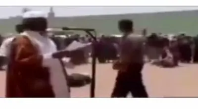 واکنش عجیب به کلمات قرآن در یکی از روستاهای سودان که مردمانش اهل سحر و جادو هستند/ویدیو 18+