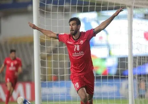 بحران جدید پرسپولیس با مدافع خارجی جدیدش!