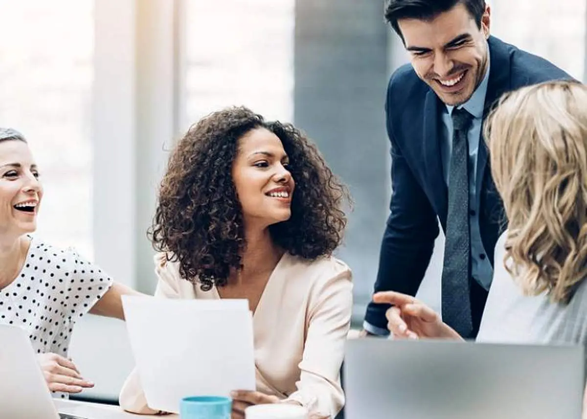 خنده و ارتباط اجتماعی؛ نسخهای طبیعی برای سلامت که از مکملها پیشی میگیرد