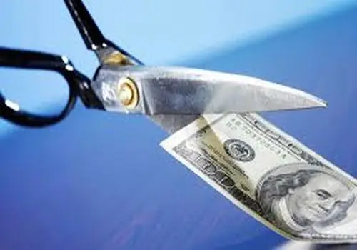 ۴۰ سال تجربه نشان داد؛ ارز ترجیحی زیان‌بار است و باید حذف شود