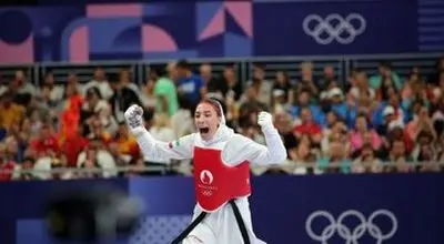 مبینا نعمت‌زاده: یک وجب از خاک ایران را با هیچ چیزی عوض نمی‌کنم + فیلم