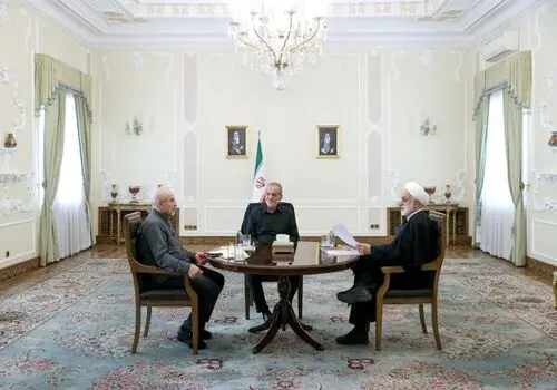 انتقاد تند پزشکیان از مدارس سمپاد