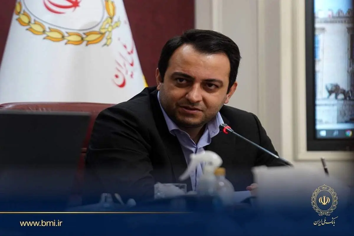 با صدور پیامی؛ مدیرعامل بانک ملی ایران روز خبرنگار را تبریک گفت