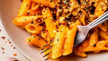 چگونه تو خونه پاستا آرابیاتا درست کنیم؟