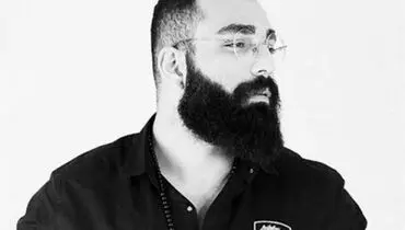 «حمید صفت» در حال خوردن سیب زمینی تخم مرغ در پشت صحنه سریال بامداد خمار