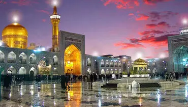 تصویری بی‌نظیر از حرم مطهر رضوی در شب شهادت امام هشتم + فیلم