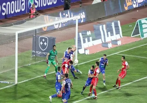 اتفاقی عجیب در دربی ۱۰۳؛ پخش زنده دربی با صدای ۲ گزارشگر