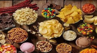 چرا نمی‌توانیم در برابر هله‌هوله‌ها مقاومت کنیم؟