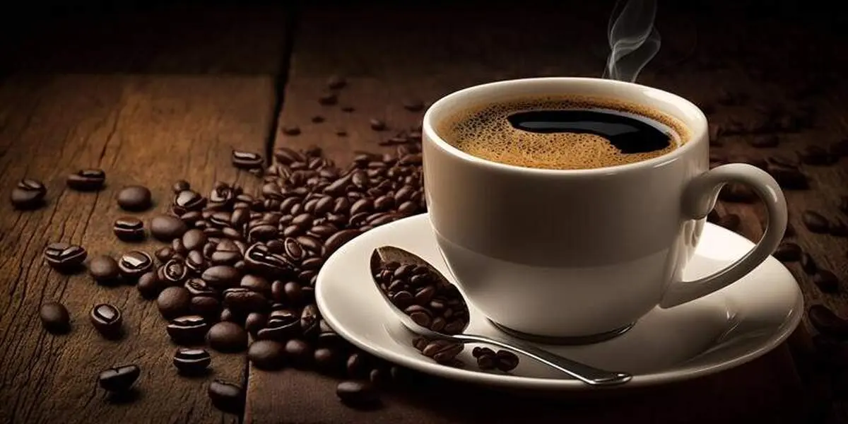 قهوه بدون کافئین چیست؟ مزایا و عوارض احتمالی