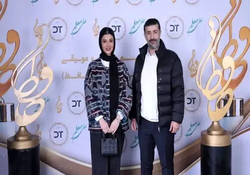 دورهمی صمیمانه بازیگران در پشت صحنه تئاتر "یخ بستگی"؛ از لیلا بلوکات تا مهسا طهماسبی