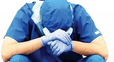 بحران خاموش رزیدنتی؛ ۷۹٪ دستیاران پزشکی از انتخاب مسیر خود پشیمان‌اند