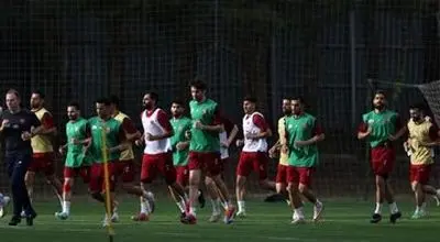 ۱۰ بازیکن پرسپولیس کنار گذاشته شدند!