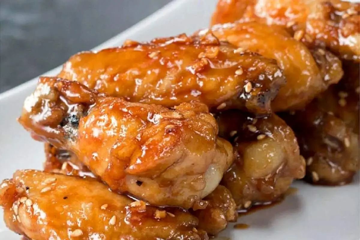 مرغ عسلی و سیر ؛ ترکیبی لطیف و براق با طعمی که تکراری نیست
