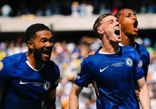 فوتبال ایران درگیر تعطیلی و بحران است