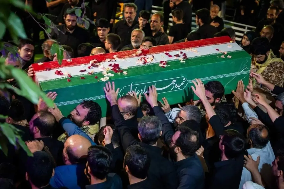 تصاویری از پیکر همسر شهید رهبر انقلاب