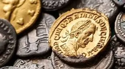 وقتی کلید تراکتور، راه را به گنج سکه‌های رومی باز کرد! (عکس)