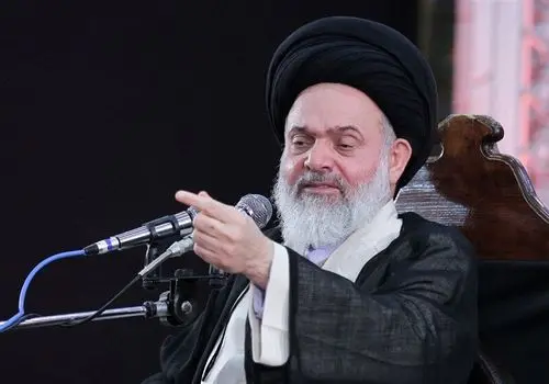 امام جمعه قم: آرزوی بی حجابی در ایران را به گور خواهند برد