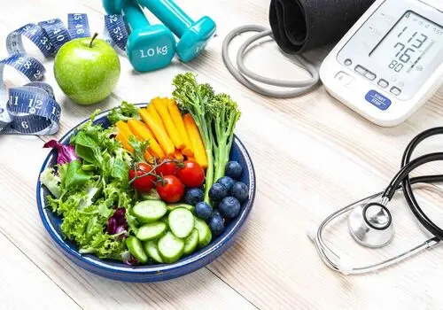 ۱۷ ترفند ساده برای پایین آوردن فشار خون


