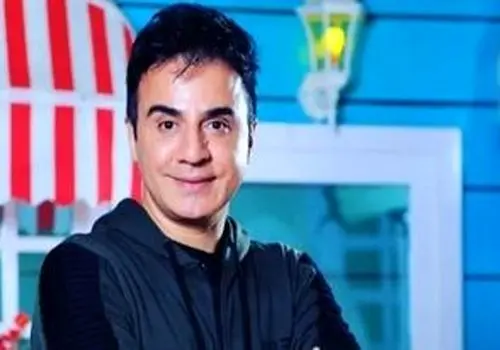 تیپ جوان‌پسند عموپورنگ در کنسرت محمد علیزاده