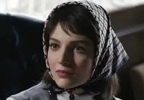 ژست منحصربفرد مهسا حجازی با استایلی شیک