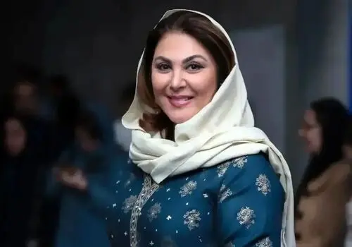 لاله اسکندری و گلاره عباسی در پشت صحنه سریال بامداد خمار+ عکس