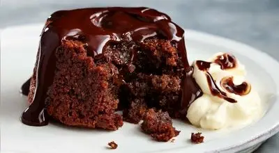 طرز تهیه کیک شکلات داغ