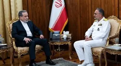 قدردانی نیروی دریایی ارتش ایران در دیدار با عراقچی درخصوص تلاش‌های دستگاه دیپلماسی 