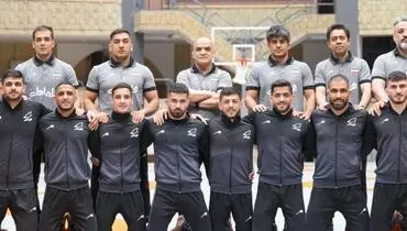 سنگ تمام آزادکاران کشتی ایران در روز نخست