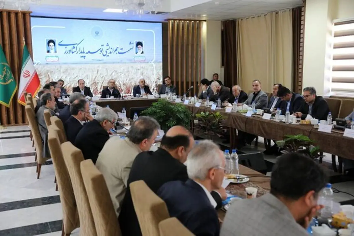 در خواست پزشکیان از کارشناسان برای غلبه بر مشکلات ناشی از کم‌آبی
