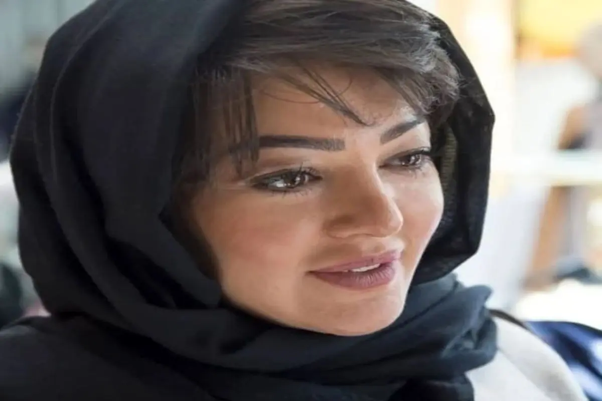 استایل جدید و ورزشی رزیتا غفاری در کنار اسبش!