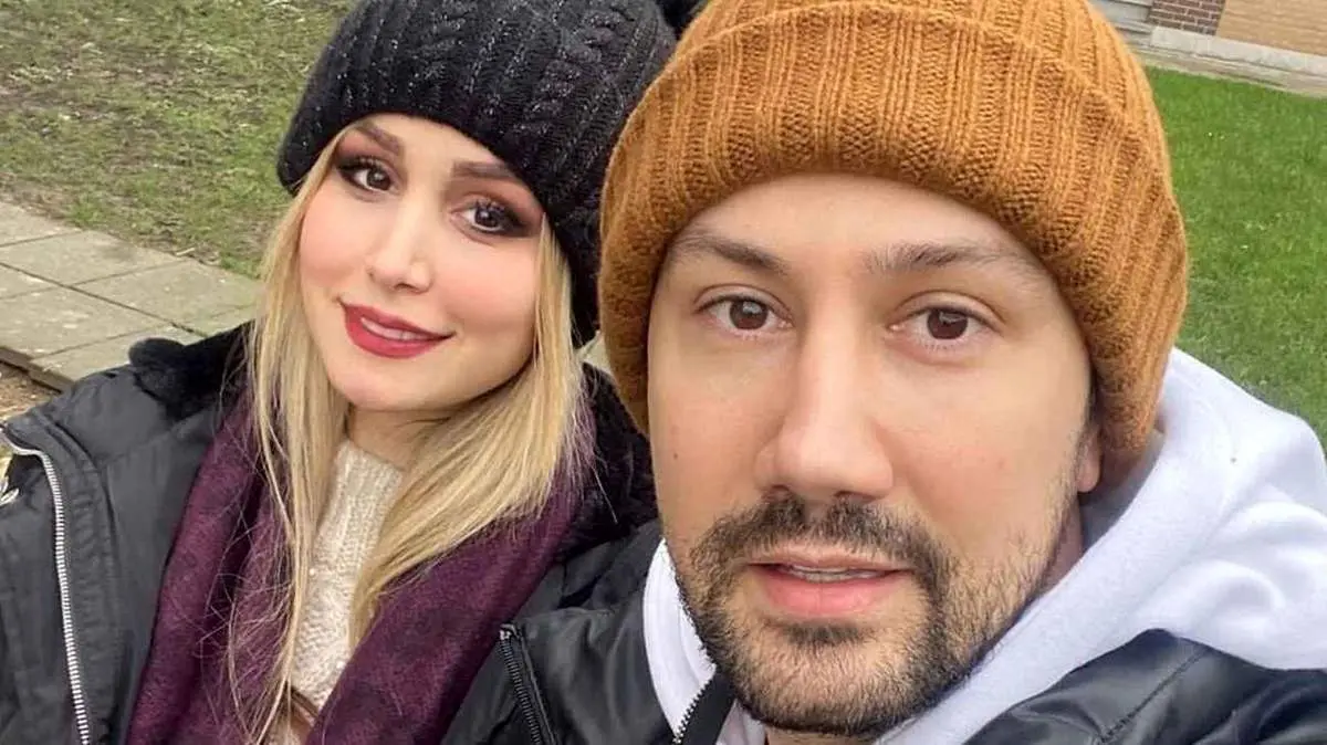 رونمایی همسر شاهرخ استخری از مادر جوان خود در روز تولدش/عکس