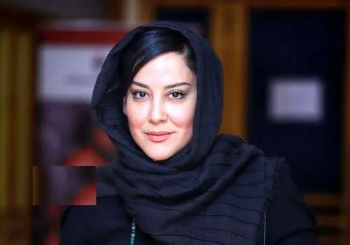 آشا محرابی و پدرش در ۳۴ سال پیش / عکس
