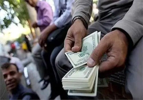 قیمت دلار ، یورو و سایر ارزها امروز ۱۳ اردیبهشت/روز حساس بازار ارز؛ دلار به کدام‌سو می‌رود؟
