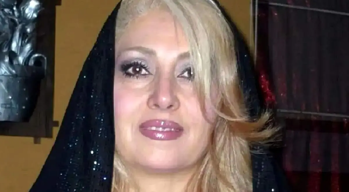 «‏لیلا فروهر» در 12 سالگی و در کنار «عباس افتخاری»؛ سال 