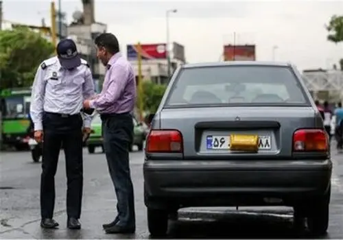 سخنگوی دولت: سهمیه بنزین ماشین‌های کارکرده هم در صورت تعویض پلاک قطع می‌شود