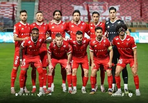 هافبک خارجی پرسپولیس: من با شما هستم و جایی نمی‌روم