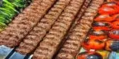 کباب داغ در گذر تاریخ | بساط کباب‌پزها در خیابان‌های تهرانِ قاجاری