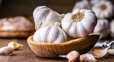  آیا مصرف سیر به بهبود سرماخوردگی کمک می‌کند؟

