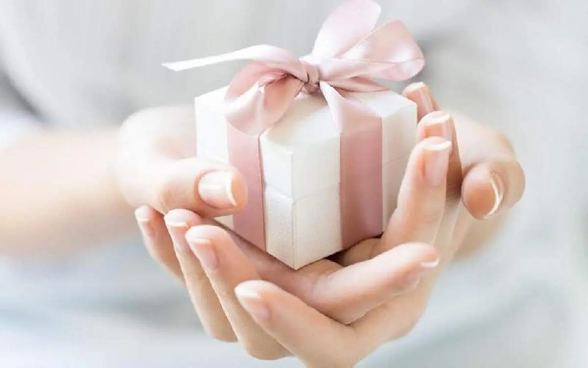 بهترین هدیه قیمت مناسب برای روز زن